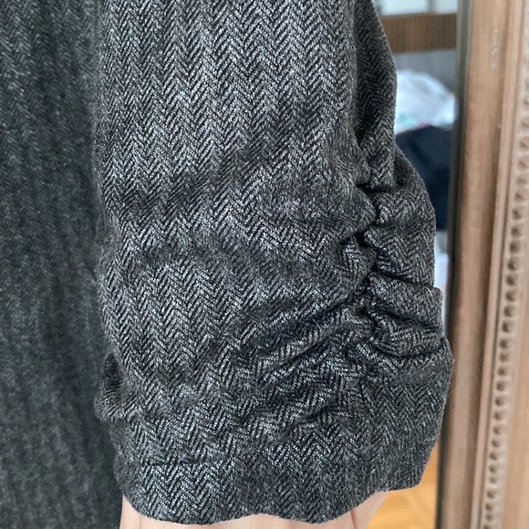 Brown/Grey undertone Zara Blazer - size Small - Picture 3 of 5